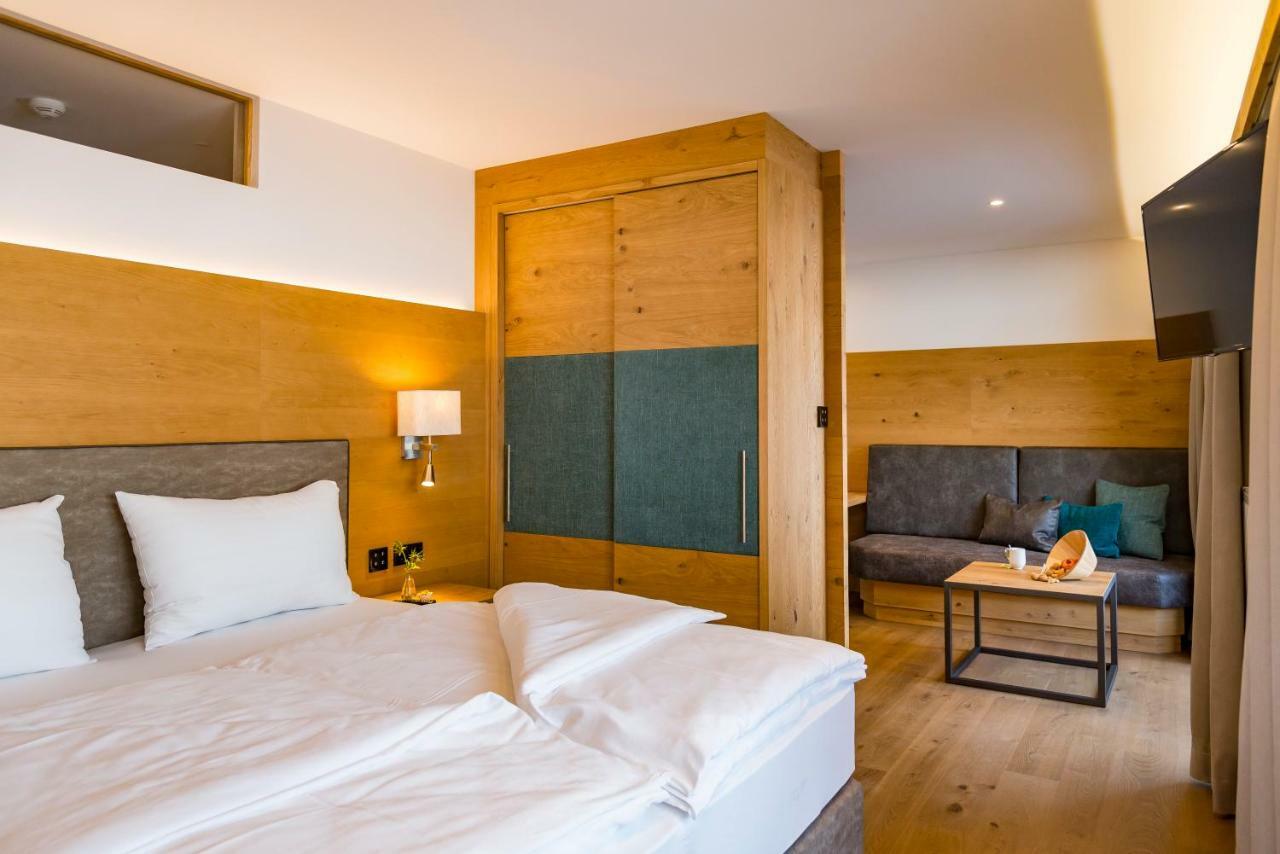 Tiroler Weinstube Lejlighedshotel Seefeld in Tirol Eksteriør billede