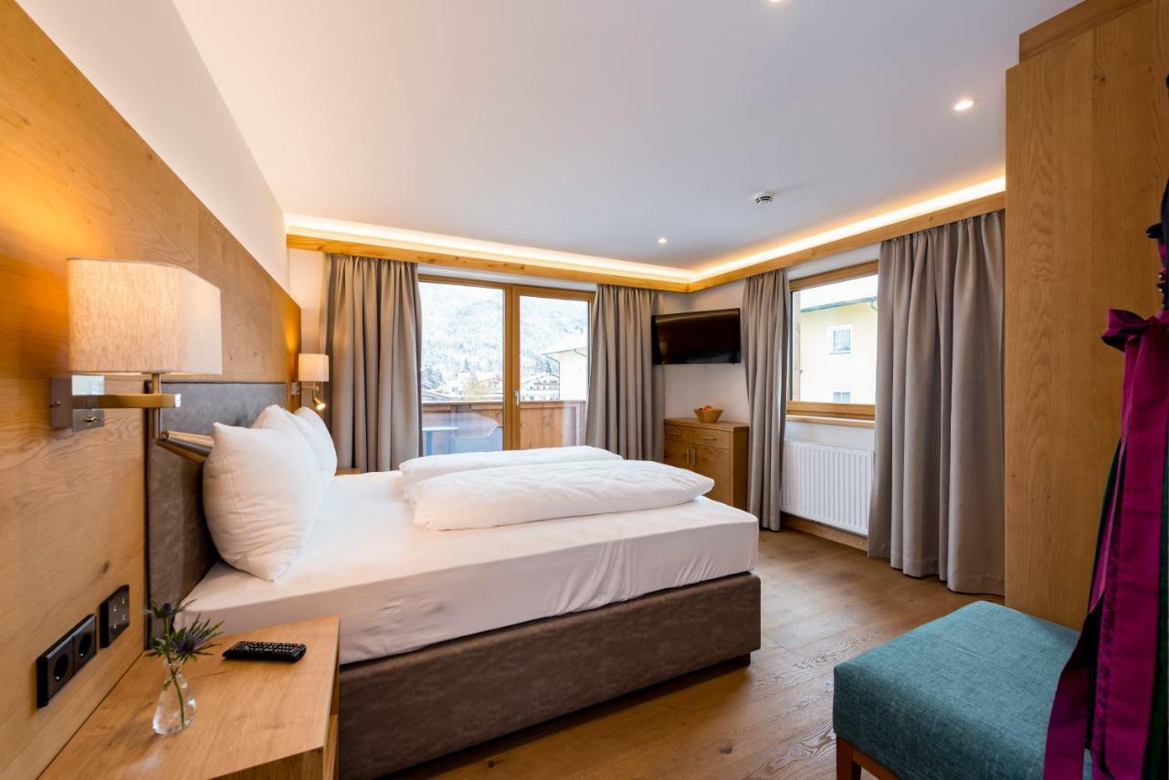 Tiroler Weinstube Lejlighedshotel Seefeld in Tirol Eksteriør billede