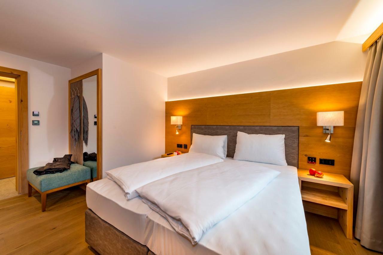Tiroler Weinstube Lejlighedshotel Seefeld in Tirol Eksteriør billede